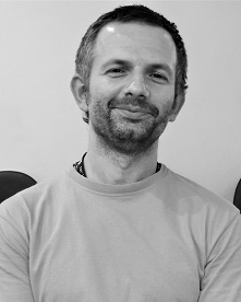 André